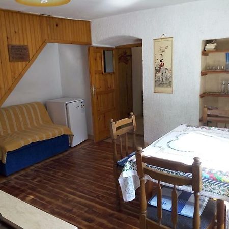 Apartman Dinko Daire Lubenice Dış mekan fotoğraf