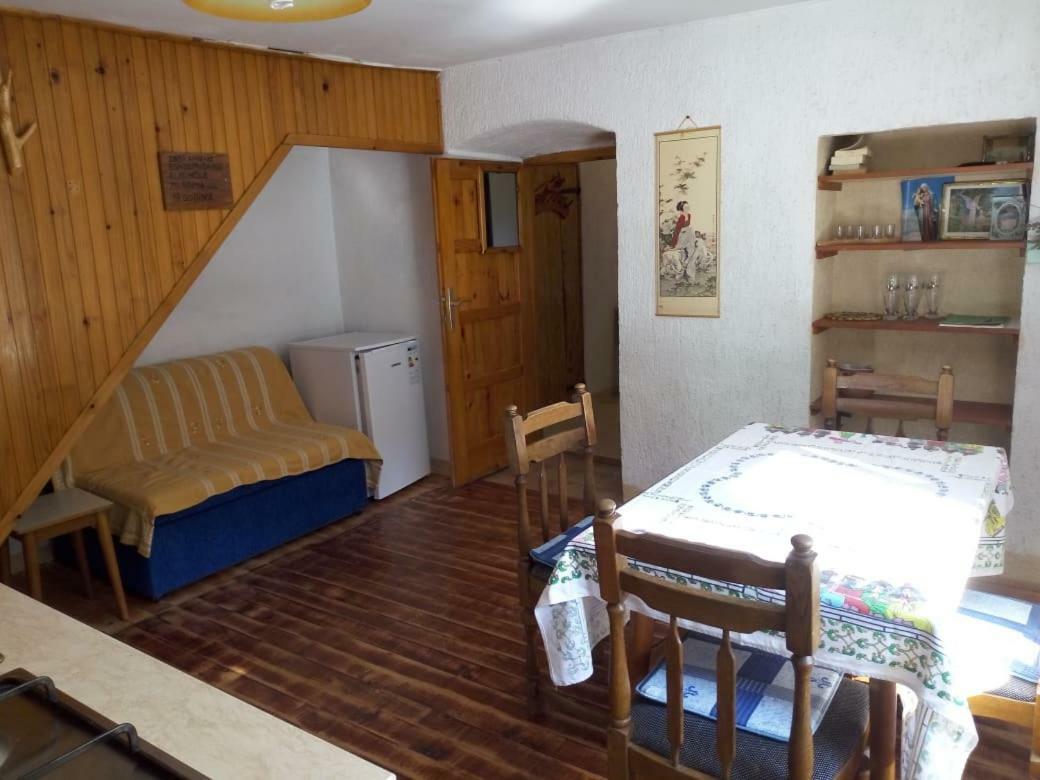 Apartman Dinko Lubenice Dış mekan fotoğraf